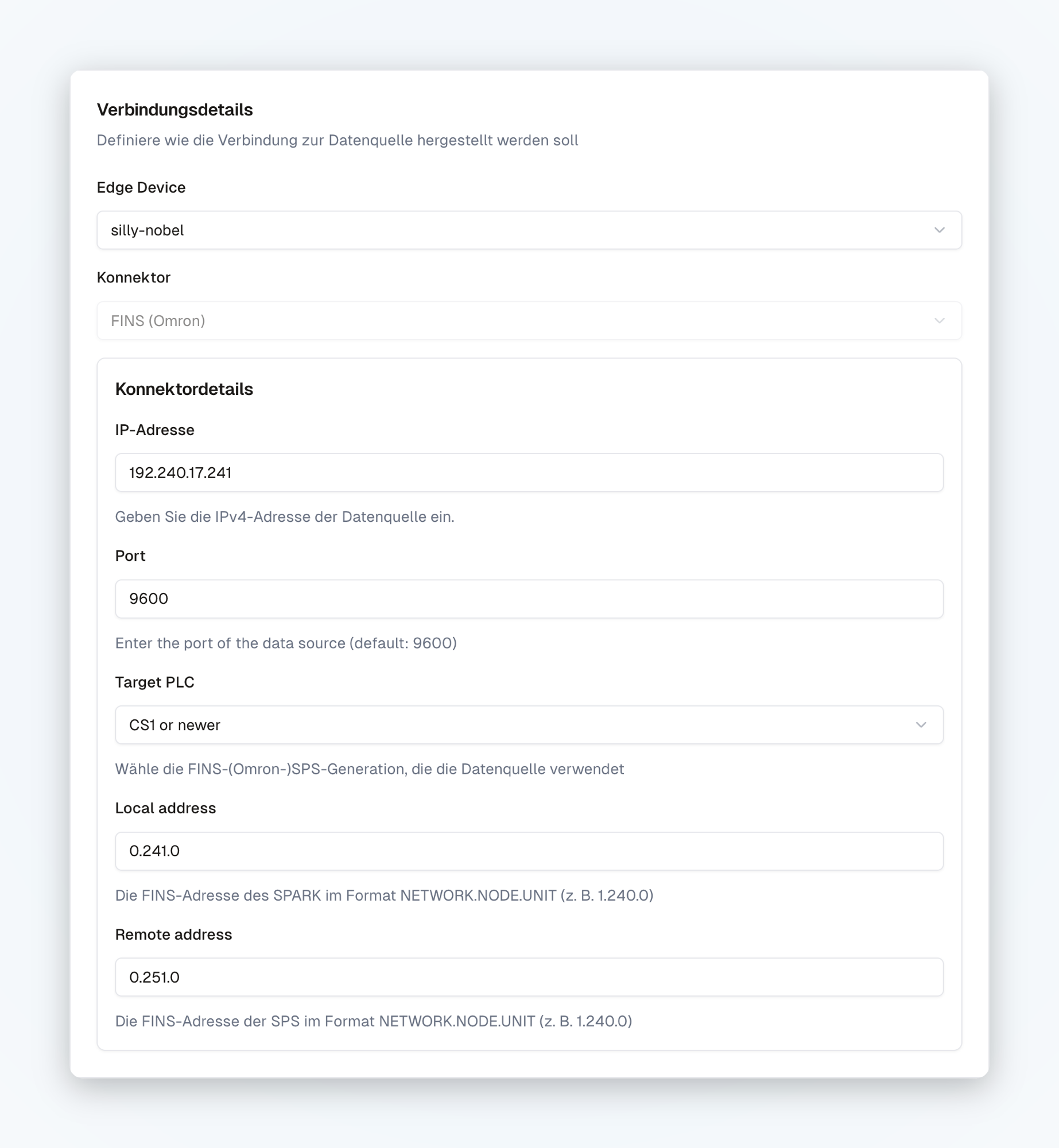 Konnektordetails für eine Omron-Datenquelle mit IP-Adresse, Port, Target PLC, Local address und Remote address